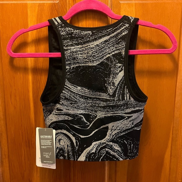 Athleta Aurora Seamless Shine Tank - Picture 2 of 6